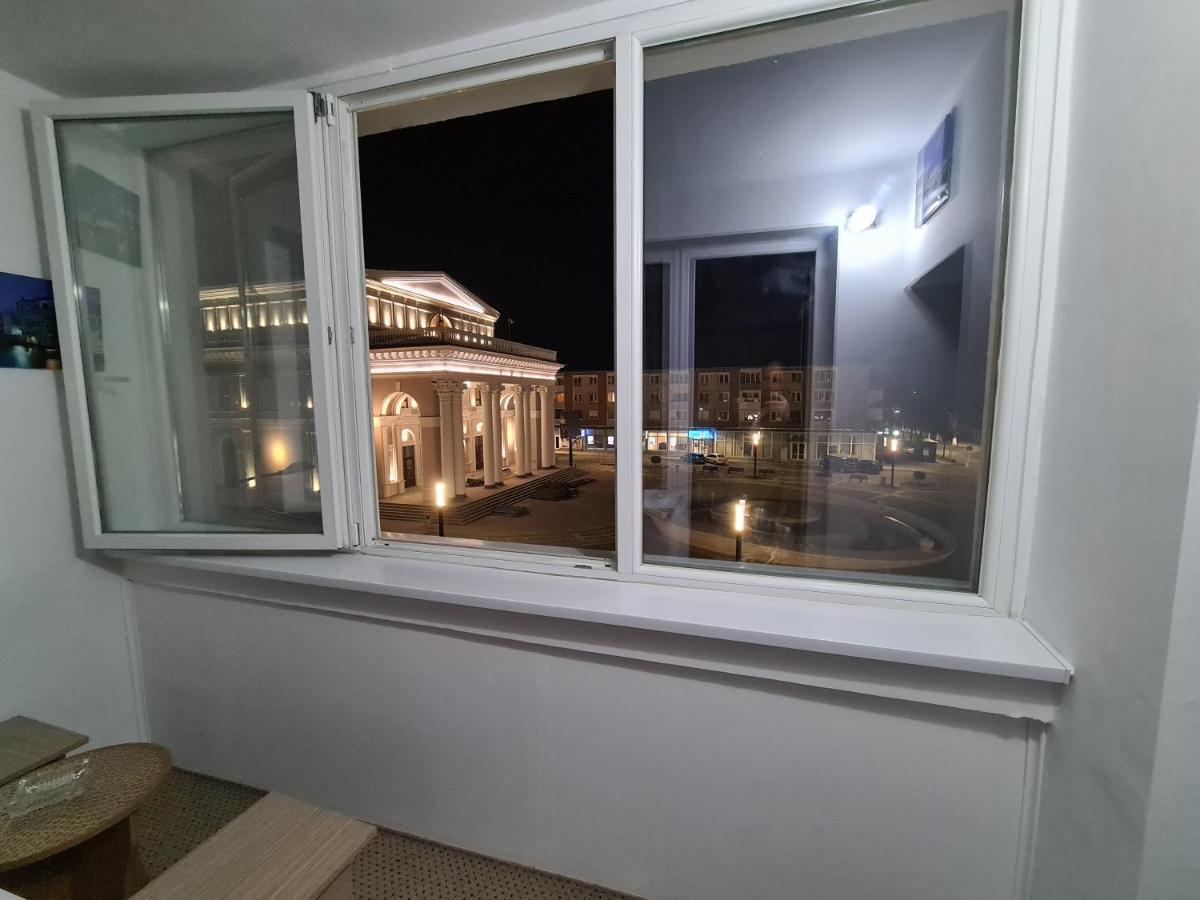 Apartament Ultra Central 1 Apartment Хунедоара Екстериор снимка