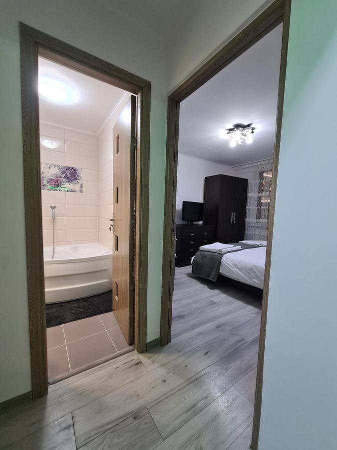 Apartament Ultra Central 1 Apartment Хунедоара Екстериор снимка